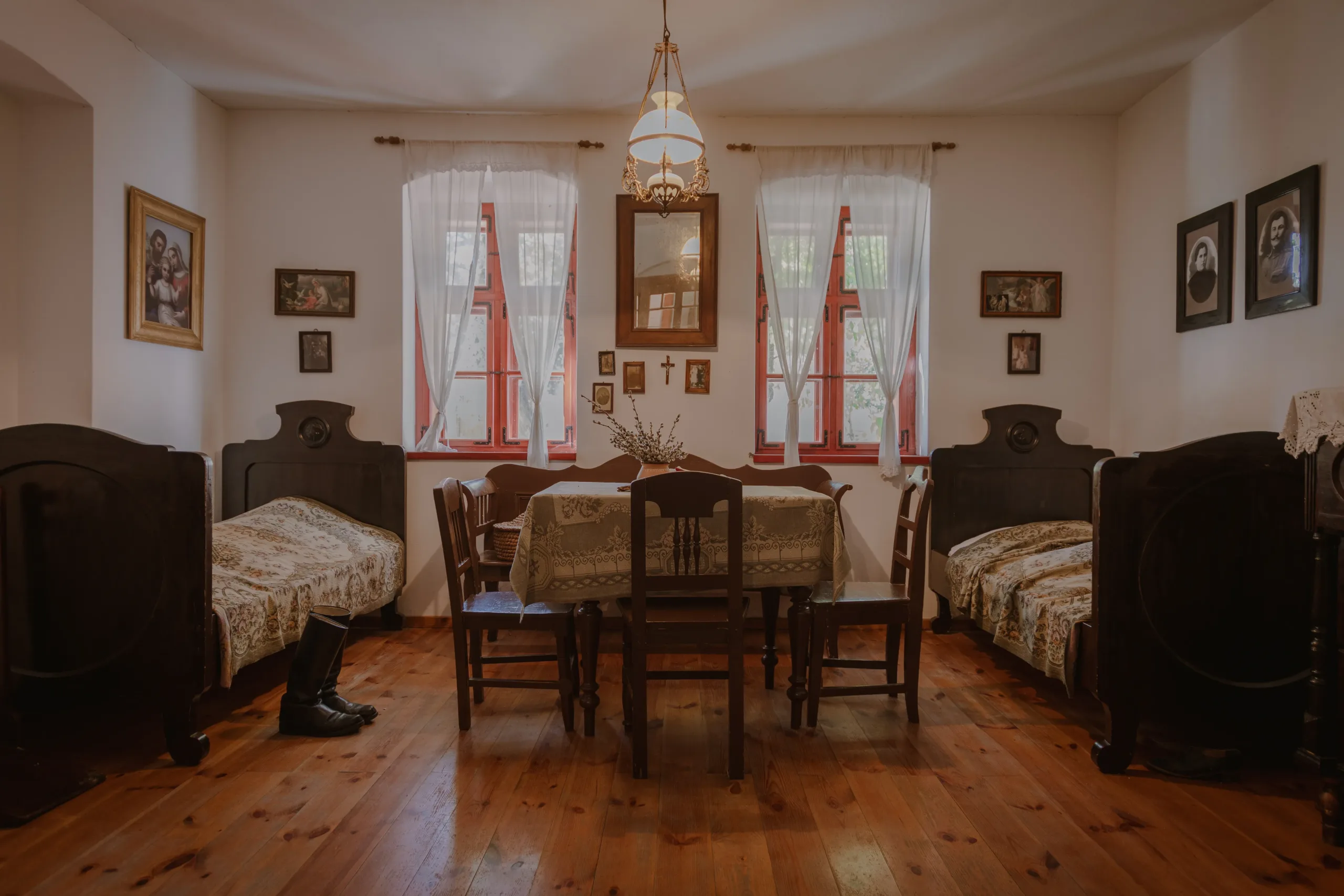 Napsugaras tájház tisztaszobája