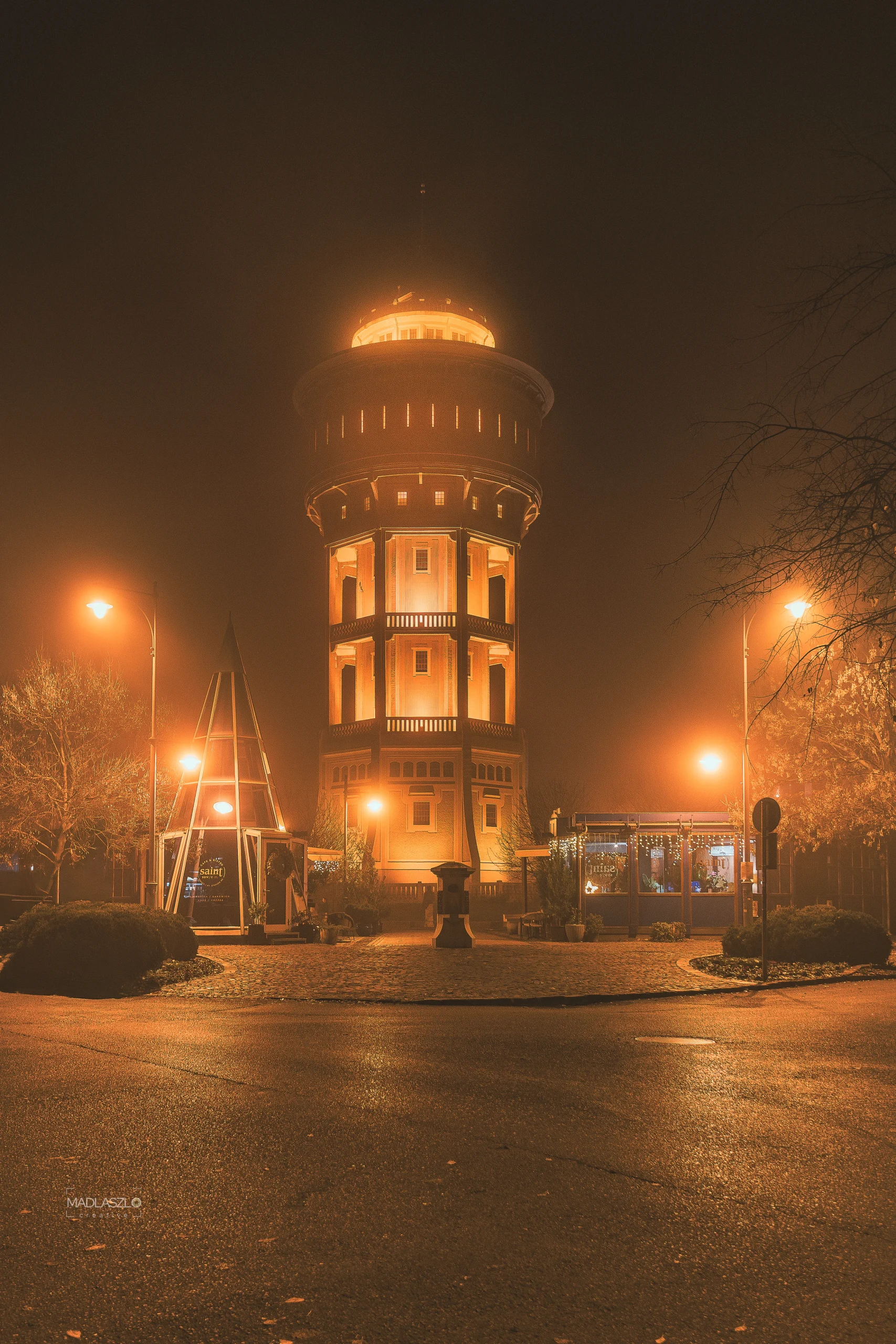 A szegedi-Szent István téri-víztornyot-fotóztam